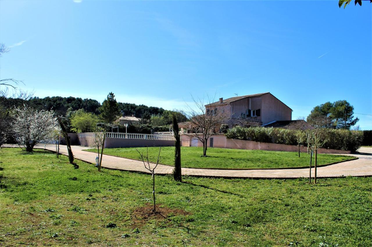 La Villa Des Ames Liees Draguignan Buitenkant foto