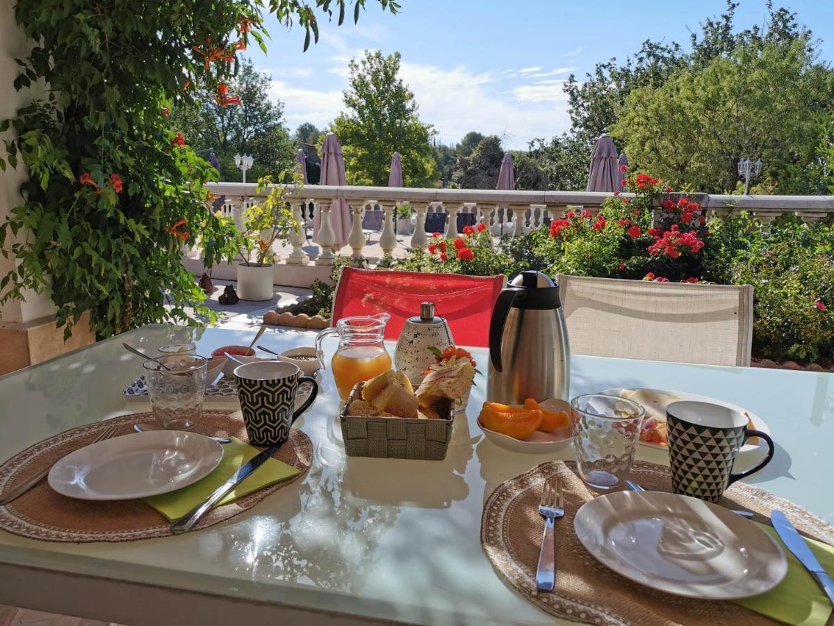 La Villa Des Ames Liees Draguignan Buitenkant foto